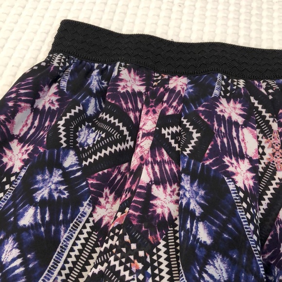 Dynamite Skirt - Picture 2 of 3